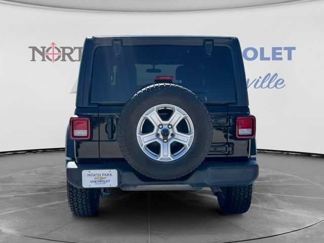 Used 2022 Jeep Wrangler Unlimited Sport AWD/4WD image 4