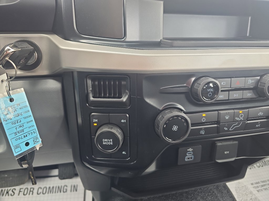 New 2025 Ford F350 XL w/ 360-Degree Camera Package image 29