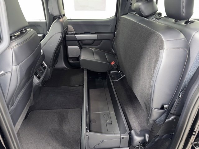 New 2025 Ford F150 Lariat w/ Equipment Group 502A High image 39