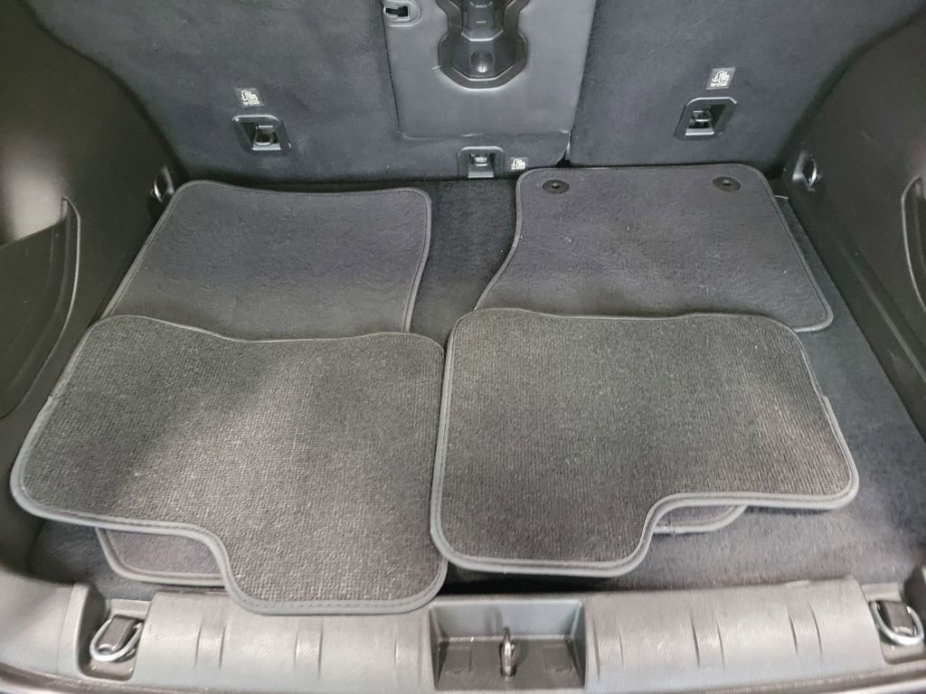 Used 2020 Jeep Renegade Limited image 13