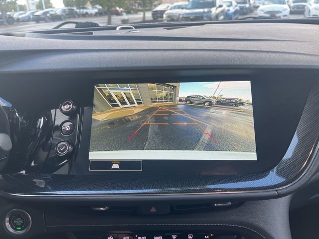 Used 2022 Buick Envision Preferred image 24