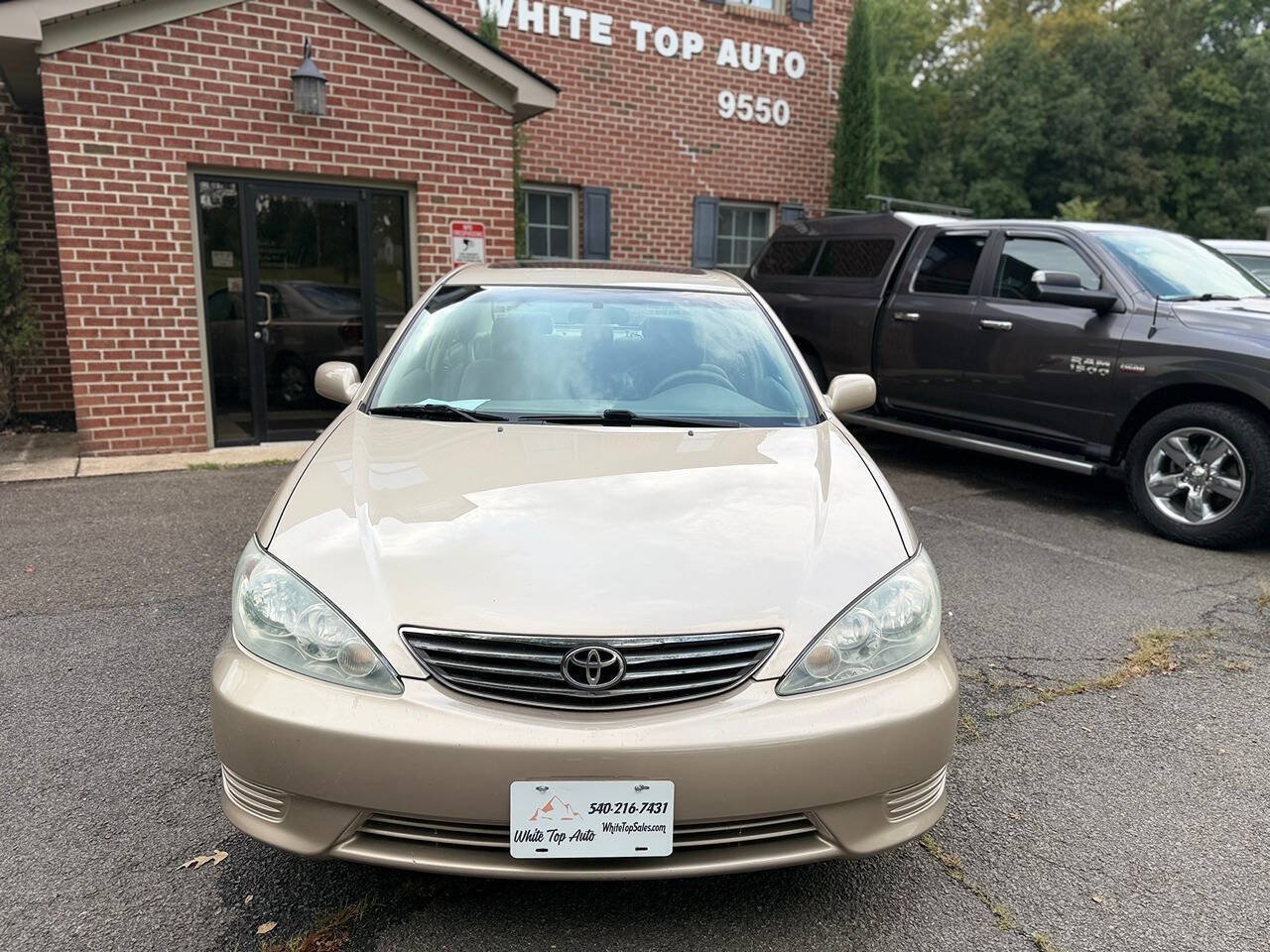 Used 2006 Toyota Camry LE FWD image 9