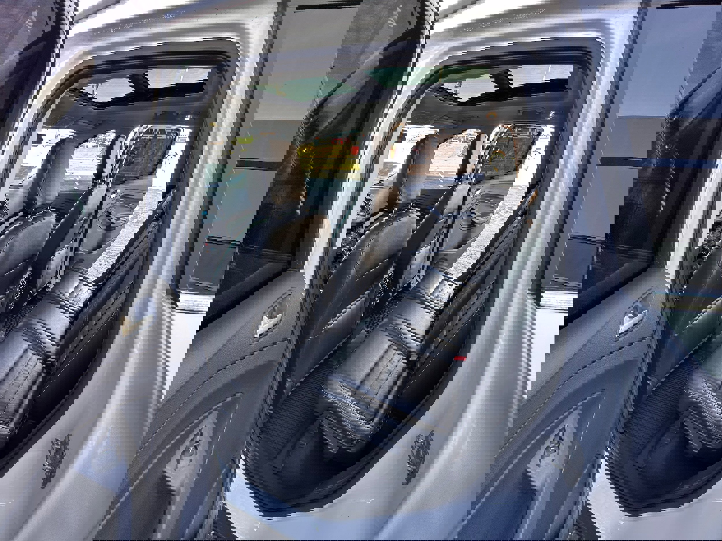 Used 2018 Ford Escape SEL image 10