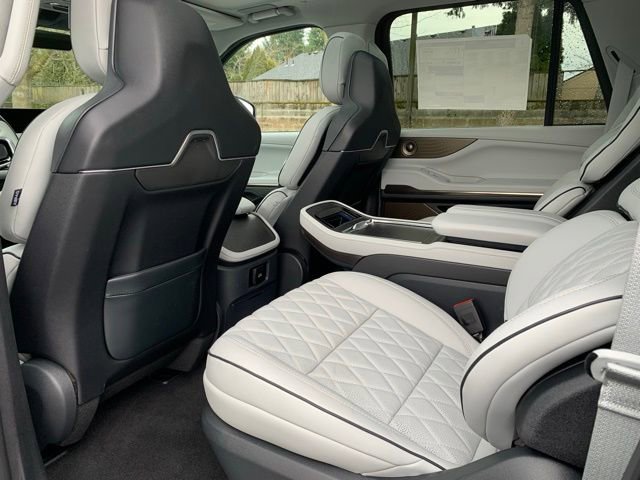 New 2026 Lincoln Navigator L Black Label image 17