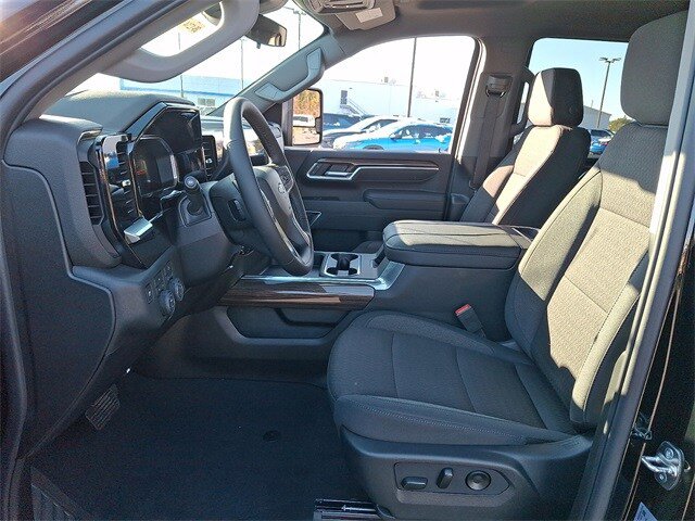 New 2026 Chevrolet Silverado 3500 LT w/ Trail Boss Package AWD/4WD image 12