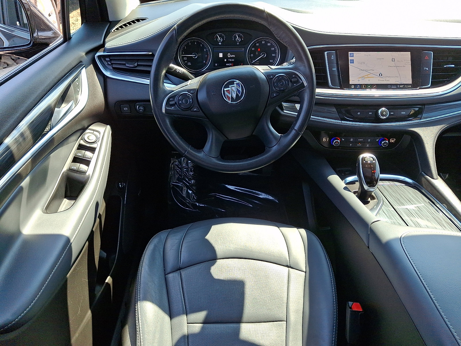 Used 2021 Buick Enclave Essence w/ Sport Touring Edition image 13