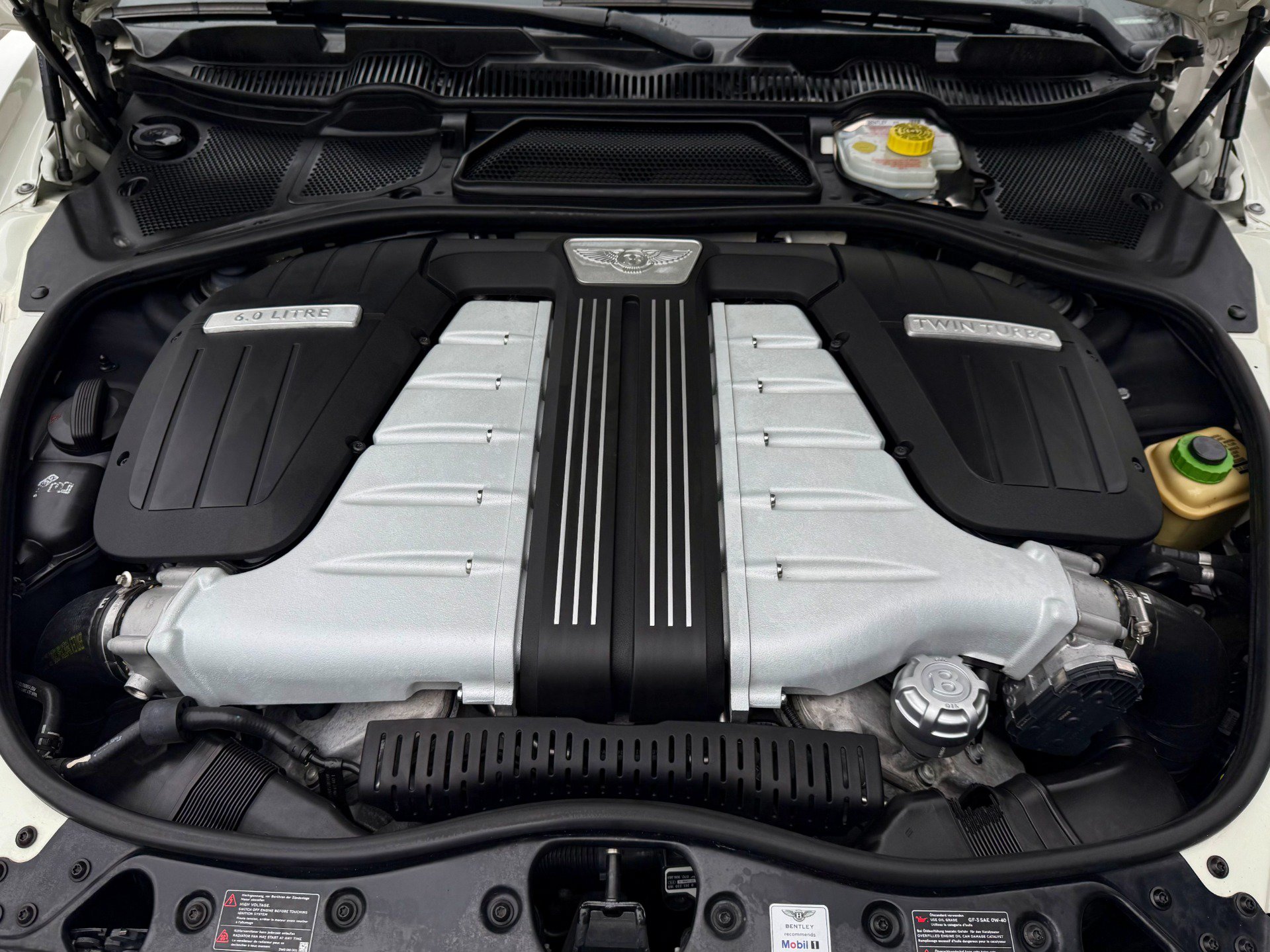 Used 2017 Bentley Continental GT AWD/4WD image 16