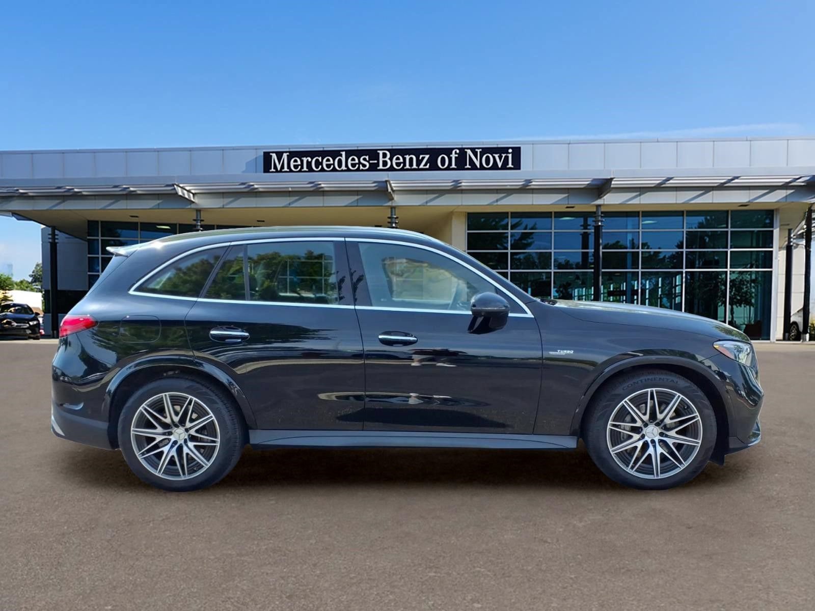 Certified 2024 Mercedes-Benz GLC 43 AMG 4MATIC image 6