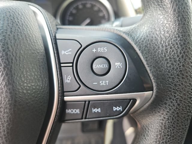 Used 2024 Toyota Camry LE FWD image 21