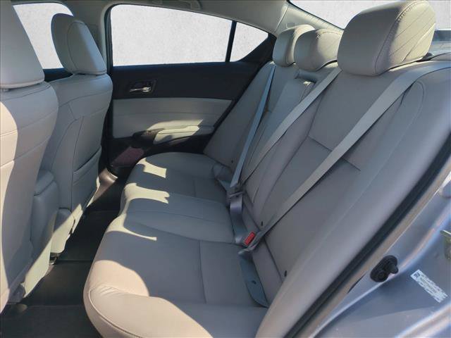 Used 2017 Acura ILX FWD image 18