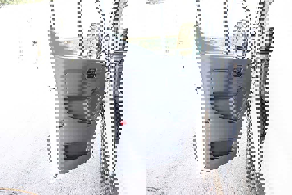 New 2026 Ford Transit 250 148 Medium Roof image 22