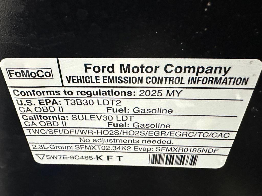 Used 2025 Ford Explorer Active AWD/4WD image 68