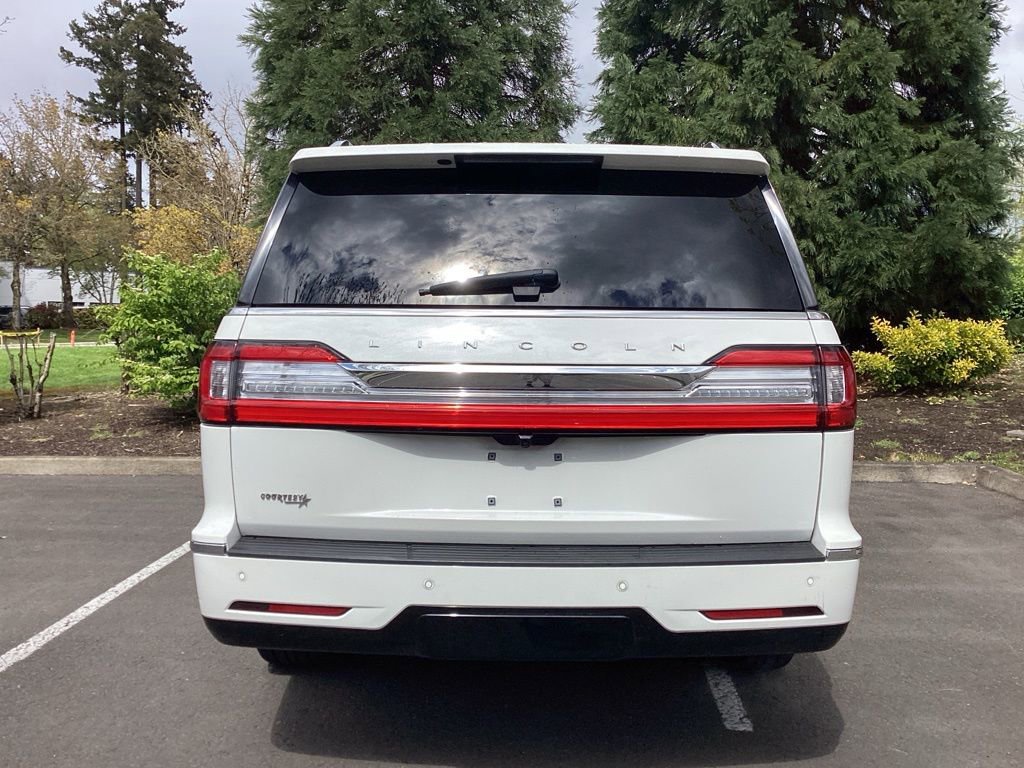 Used 2021 Lincoln Navigator L Reserve image 22