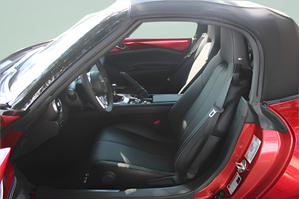 New 2025 MAZDA MX-5 Miata Grand Touring RWD image 14