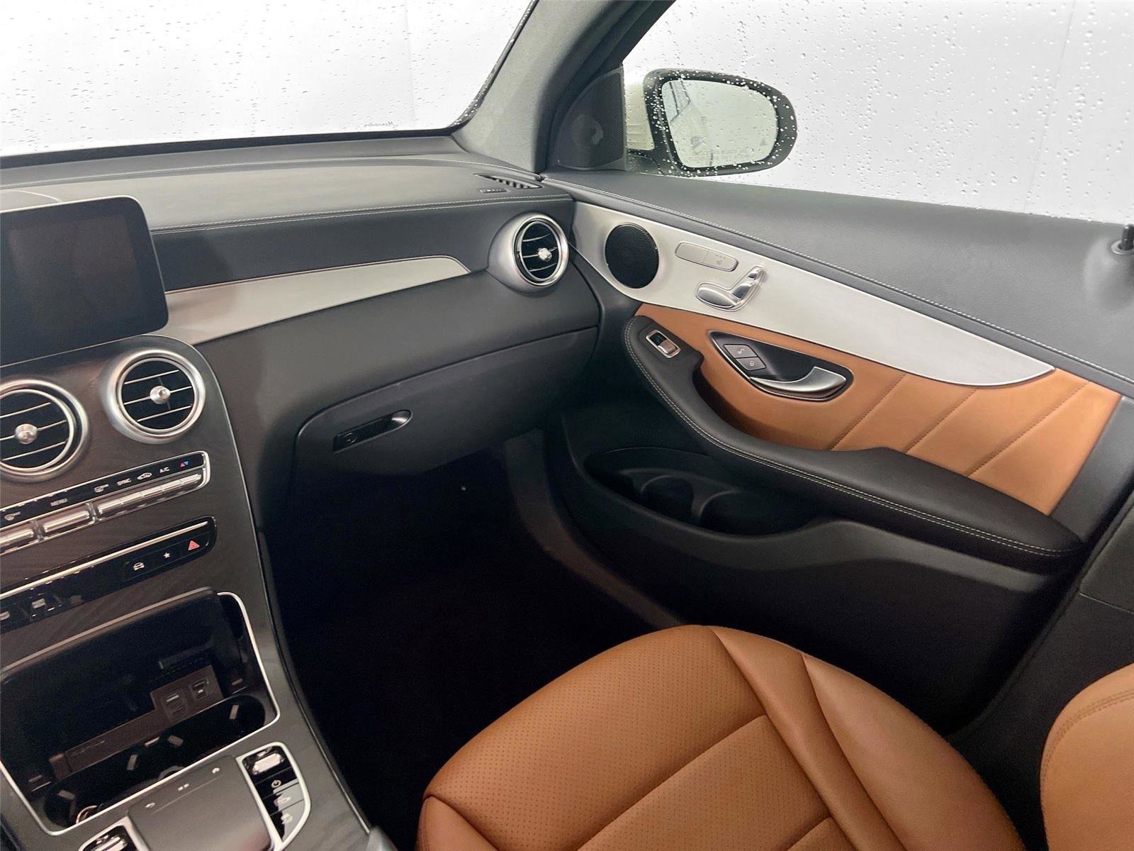 Used 2022 Mercedes-Benz GLC 300 4MATIC Coupe image 17