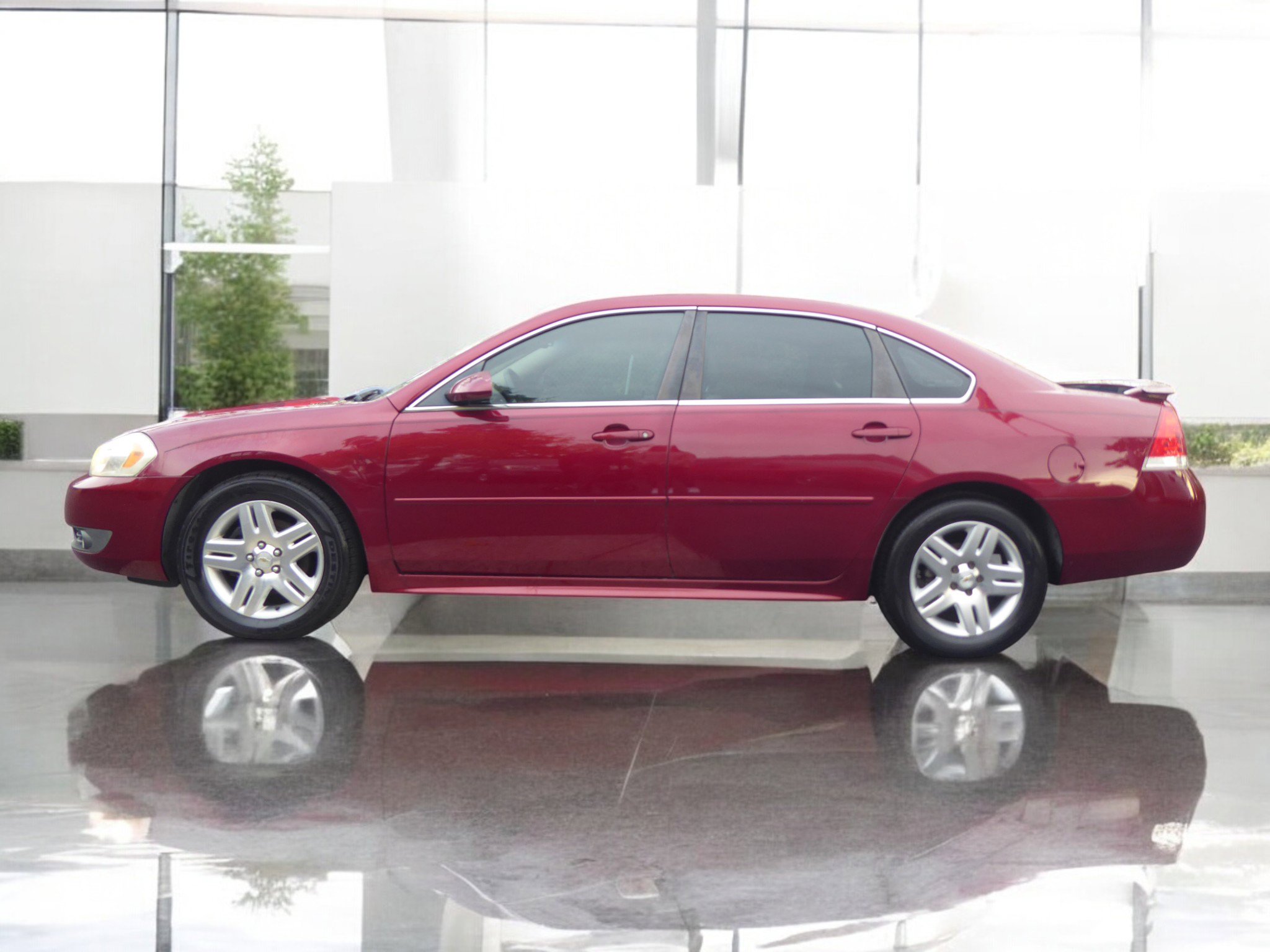 Used 2011 Chevrolet Impala LT w/ Luxury Edition Package image 9