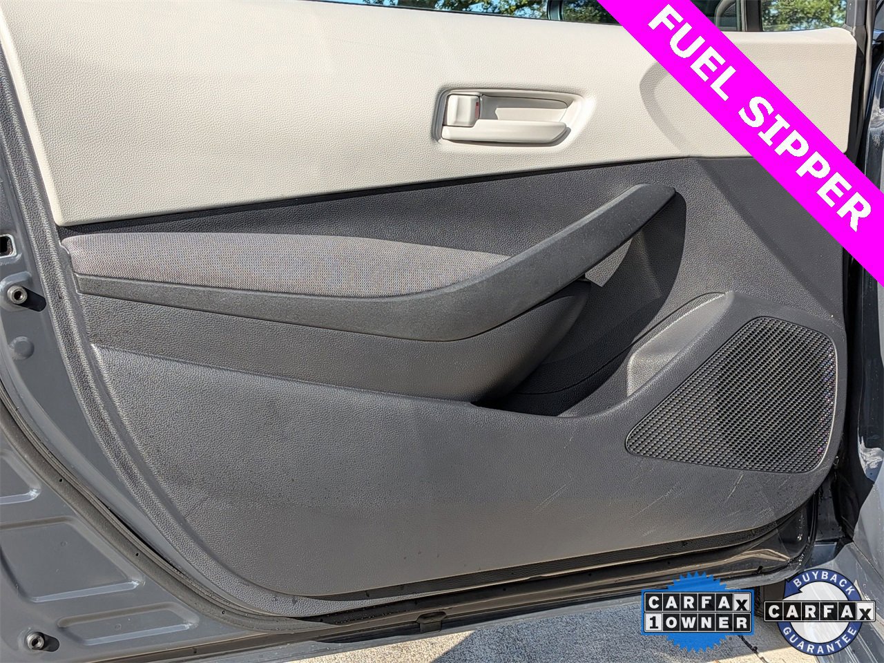 Used 2025 Toyota Corolla LE image 7