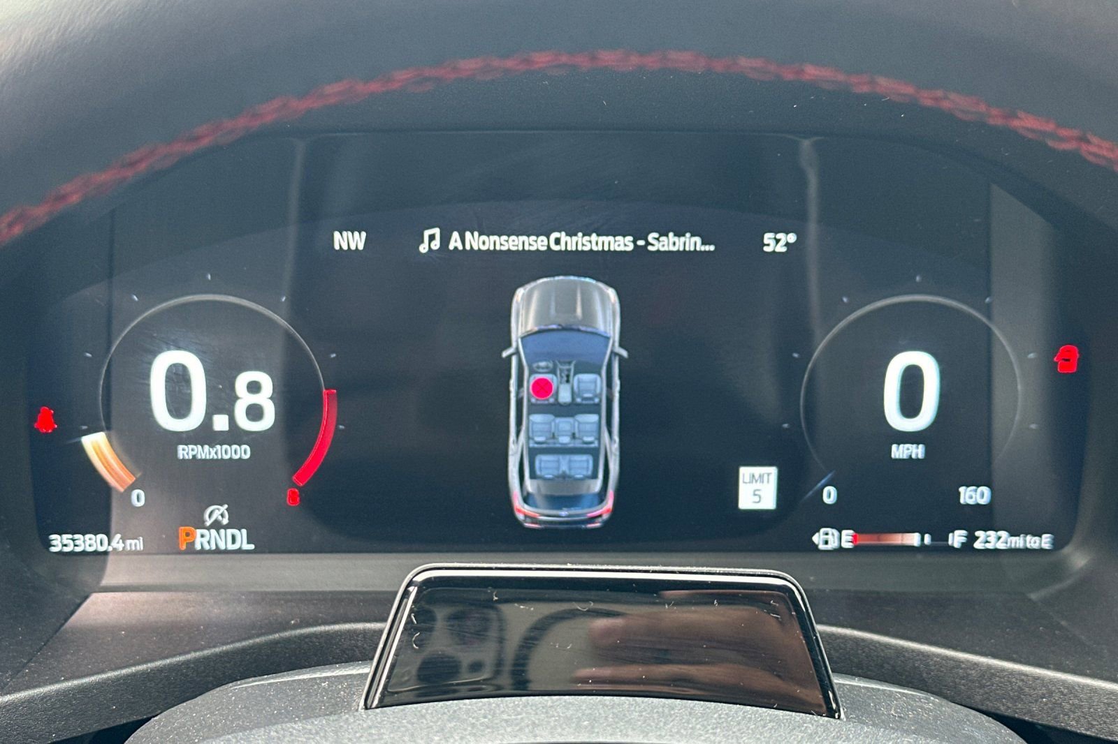 Used 2025 Ford Explorer ST-Line w/ ST-Line Street Pack image 42