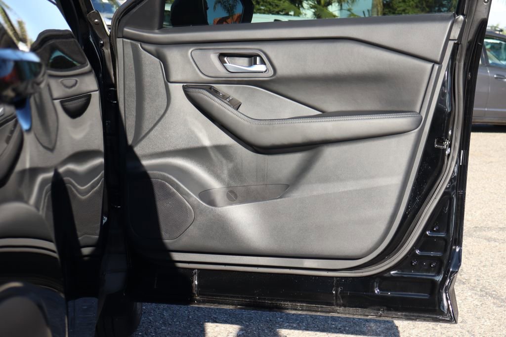 Used 2026 Nissan Rogue SV w/ Cold Weather Package image 41