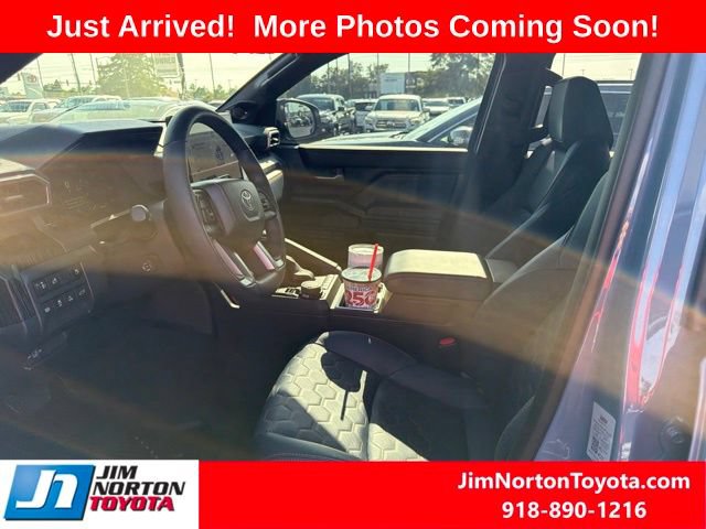 Used 2026 Toyota 4Runner Platinum AWD/4WD image 9