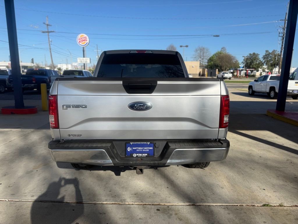 Used 2017 Ford F150 XLT image 4