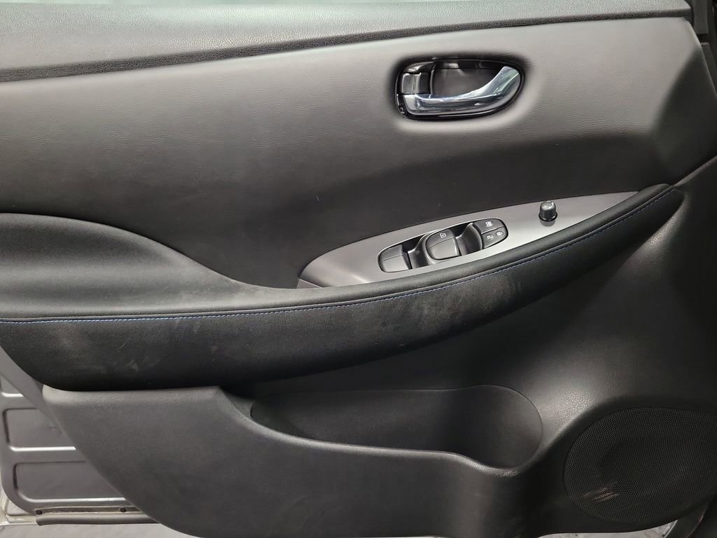 Used 2020 Nissan Leaf S Plus image 20