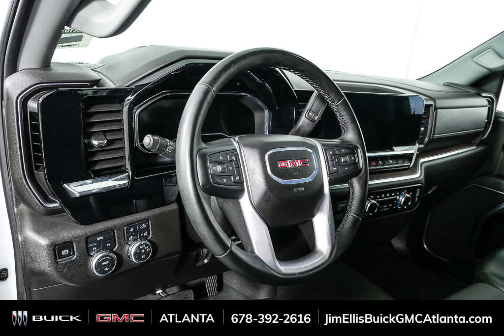 Used 2025 GMC Sierra 1500 SLT AWD/4WD image 4