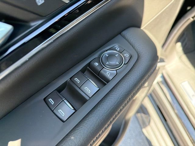 New 2026 GMC Yukon Denali w/ Sun & Power Step Package AWD/4WD image 11