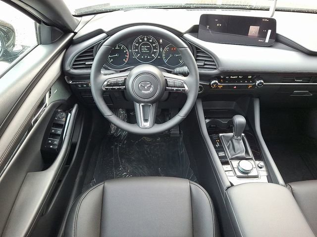 New 2026 MAZDA MAZDA3 Hatchback w/Premium Plus Pkg image 12