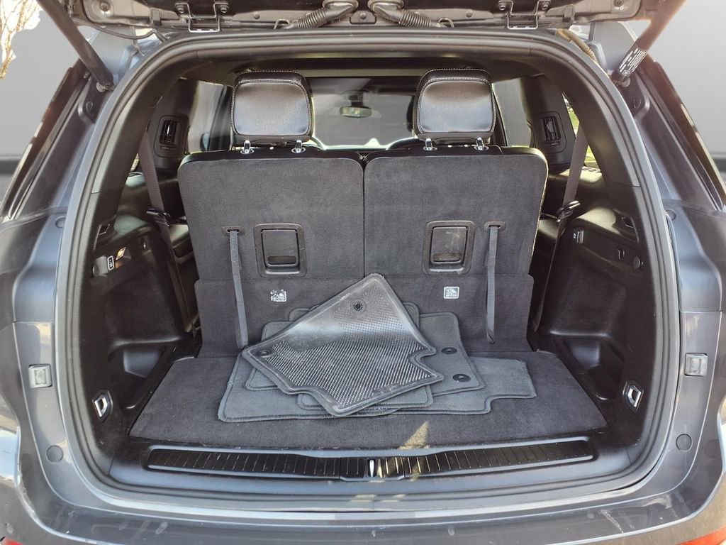 Certified 2023 Jeep Grand Cherokee L Laredo image 27