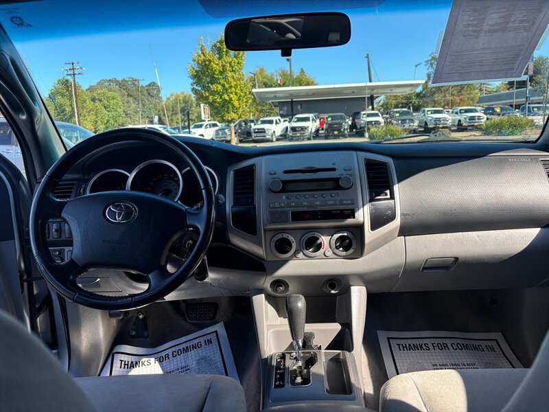 Used 2006 Toyota Tacoma PreRunner RWD image 10
