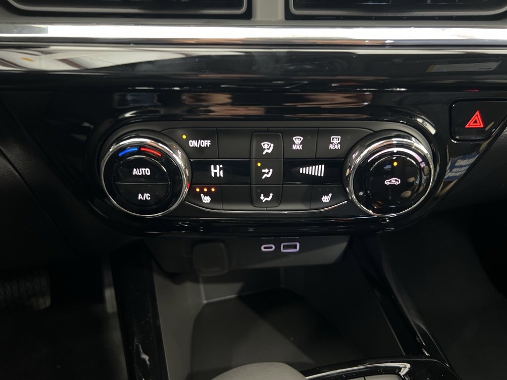 New 2026 Chevrolet Trax RS w/ Driver Confidence Package image 16