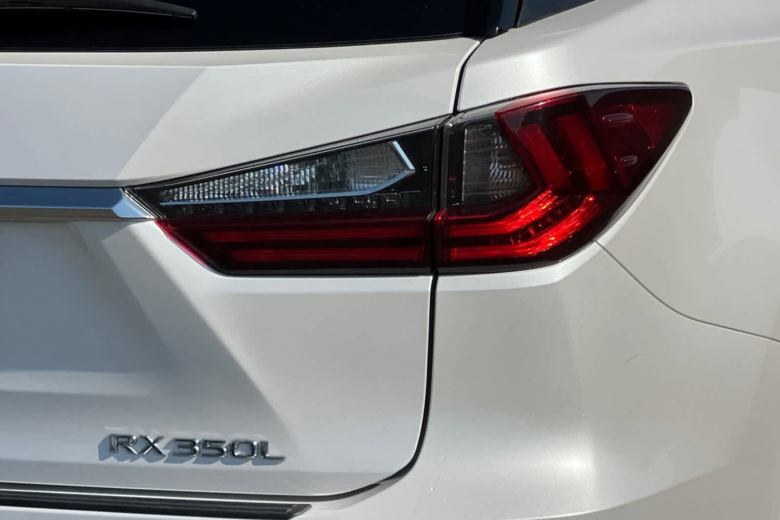 Used 2019 Lexus RX 350L FWD image 34