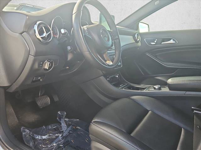 Used 2018 Mercedes-Benz GLA 250 4MATIC image 10