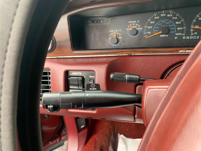 Used 1992 Oldsmobile Custom Cruiser image 19