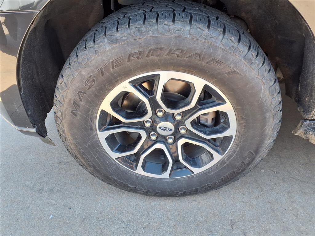 Used 2024 Ford Expedition XLT AWD/4WD image 22