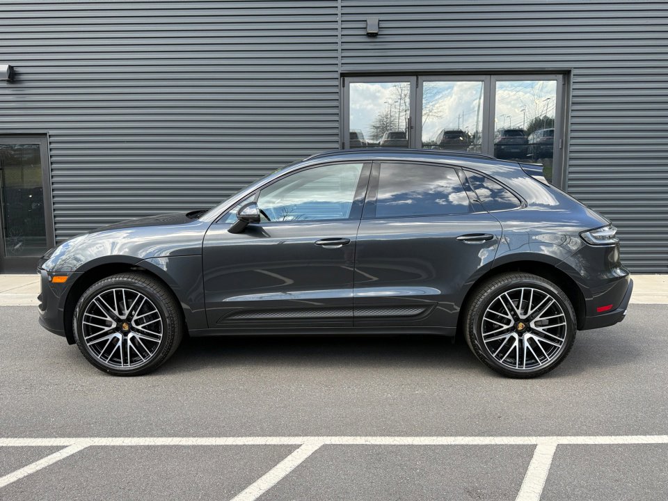 New 2026 Porsche Macan Turbo image 2