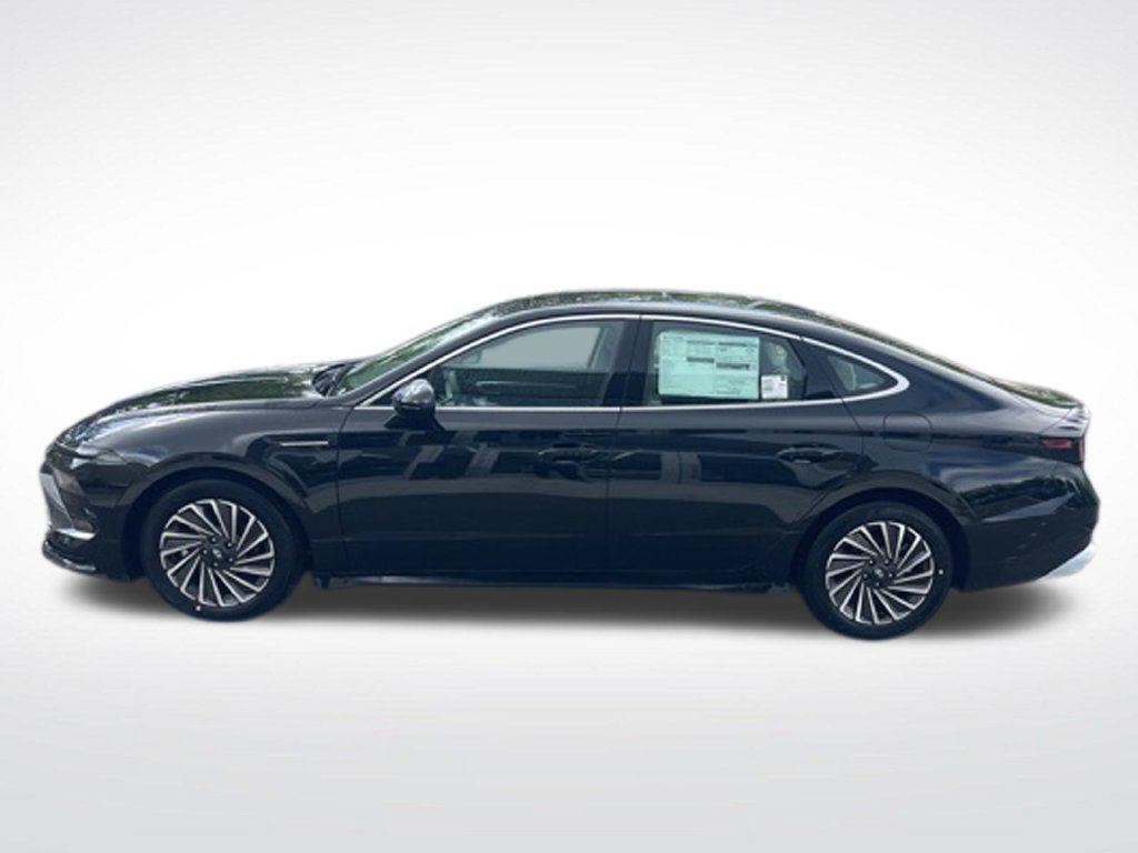 New 2026 Hyundai Sonata SEL FWD image 4