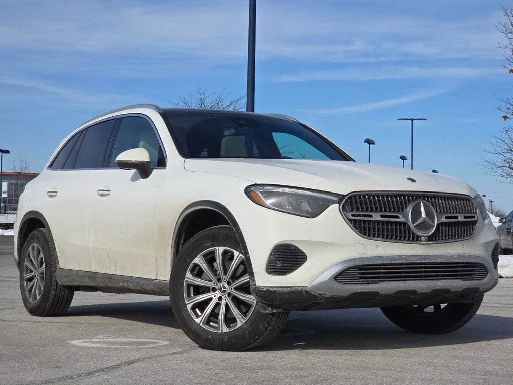 Certified 2026 Mercedes-Benz GLC 300 4MATIC image 1