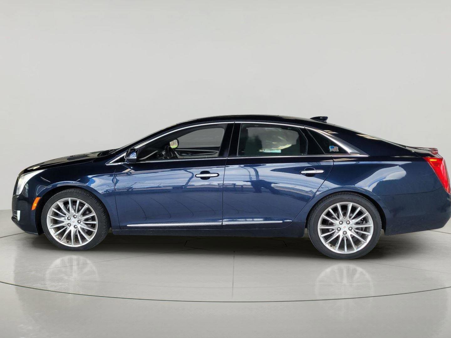Used 2015 Cadillac XTS Platinum AWD/4WD image 6
