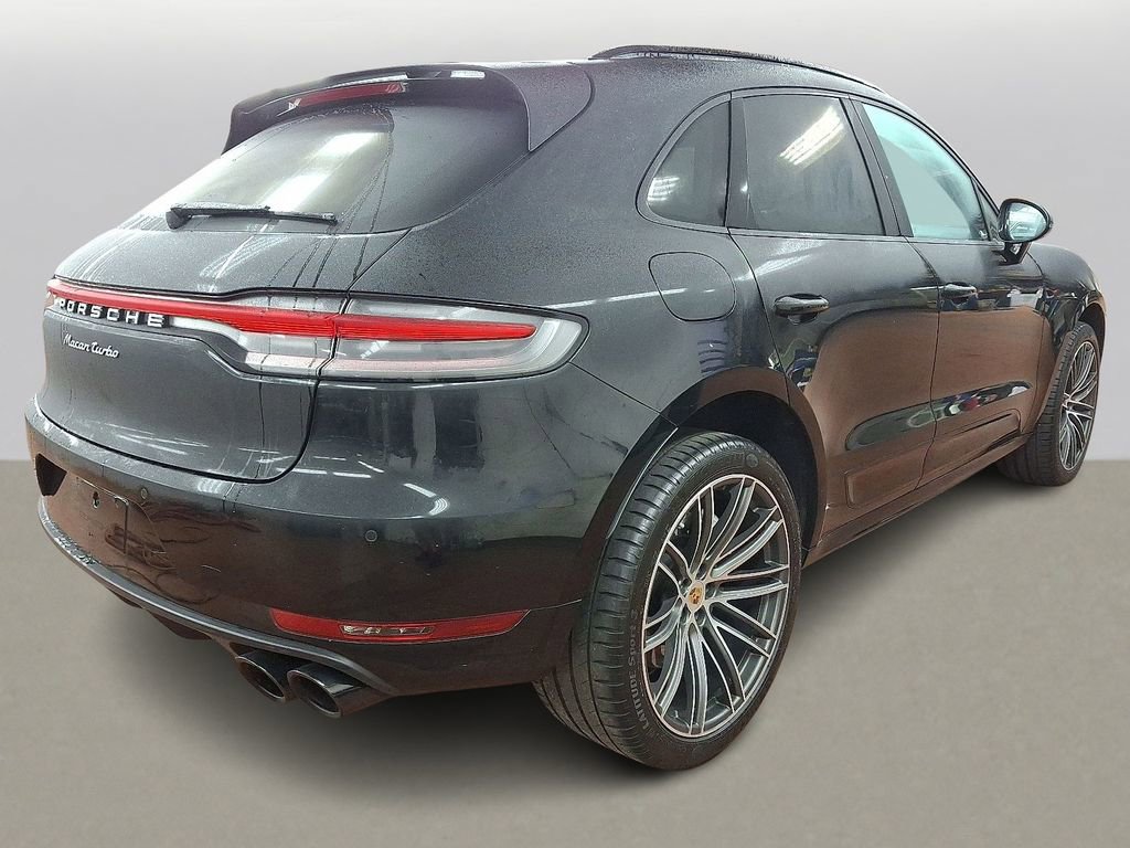 Used 2021 Porsche Macan Turbo image 3