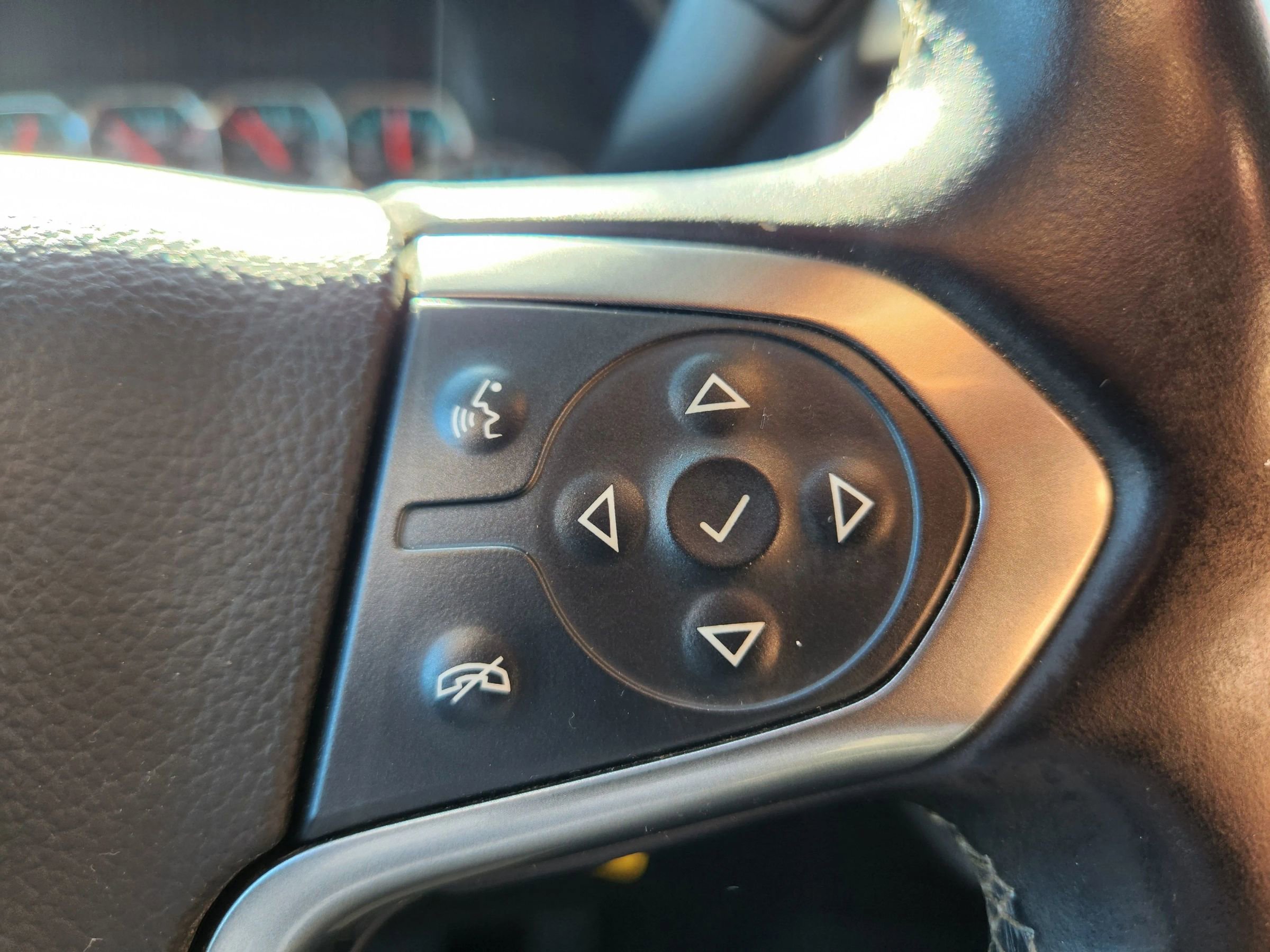 Used 2015 Chevrolet Silverado 1500 LT w/ Texas Edition, 1LT Trim image 27