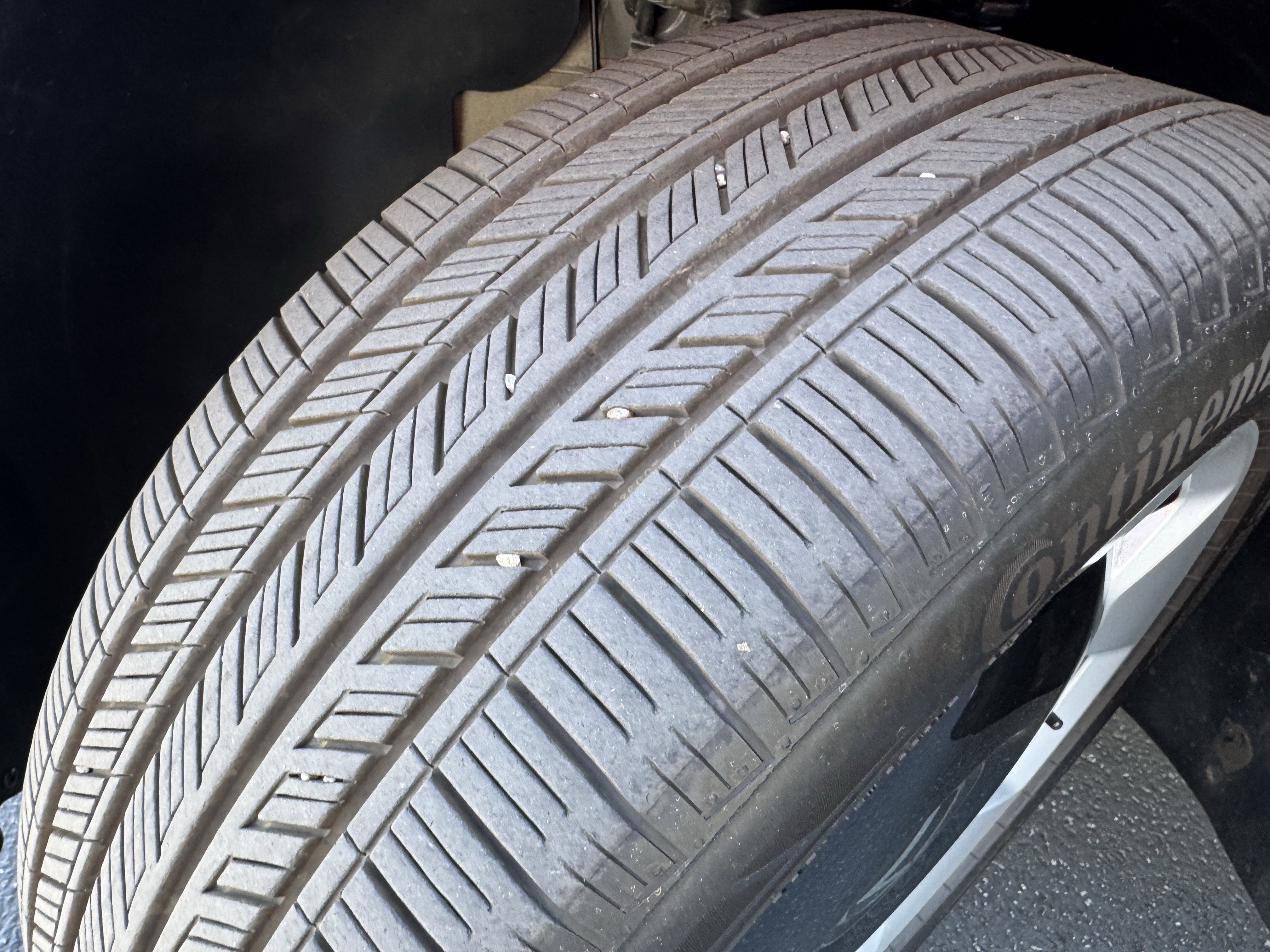 Used 2025 Volkswagen ID. Buzz Pro S image 13