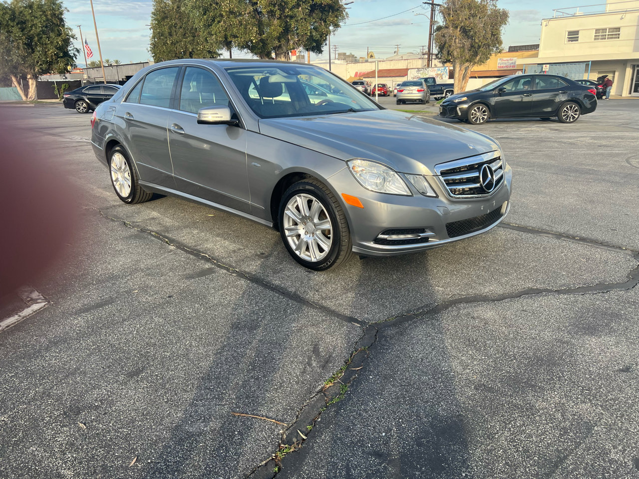 Used 2012 Mercedes-Benz E 350 4MATIC Sedan image 18
