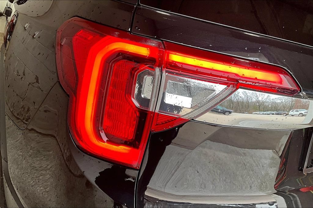 Used 2023 GMC Acadia SLT AWD/4WD image 23