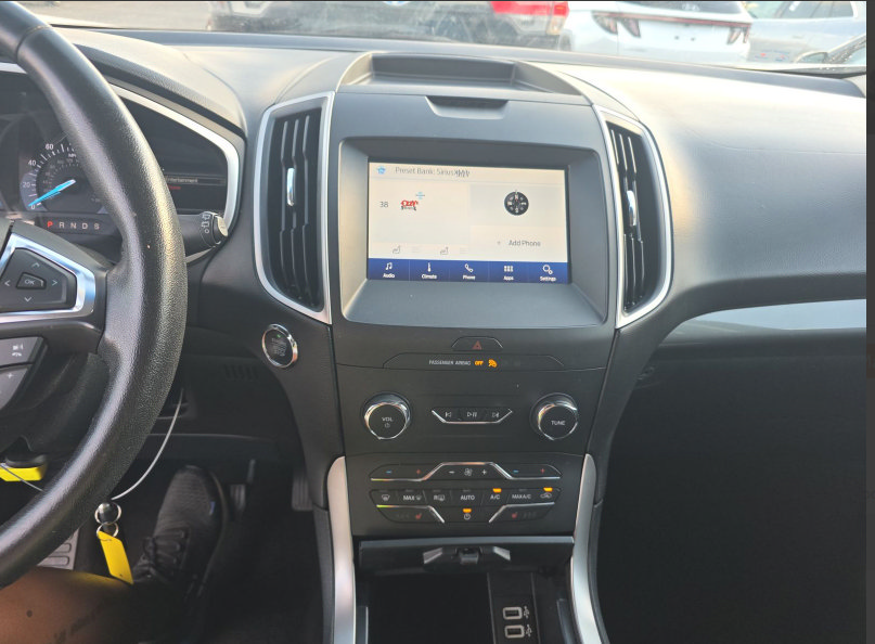 Used 2020 Ford Edge SEL FWD image 5
