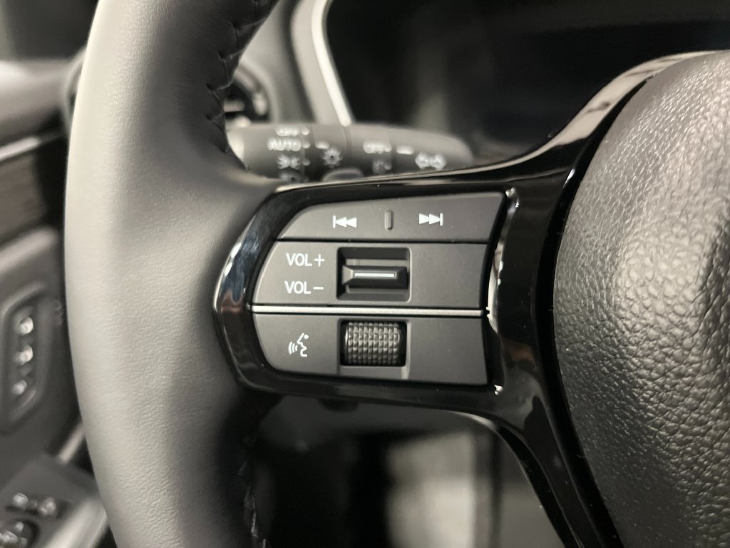 New 2026 Honda Pilot Touring image 17