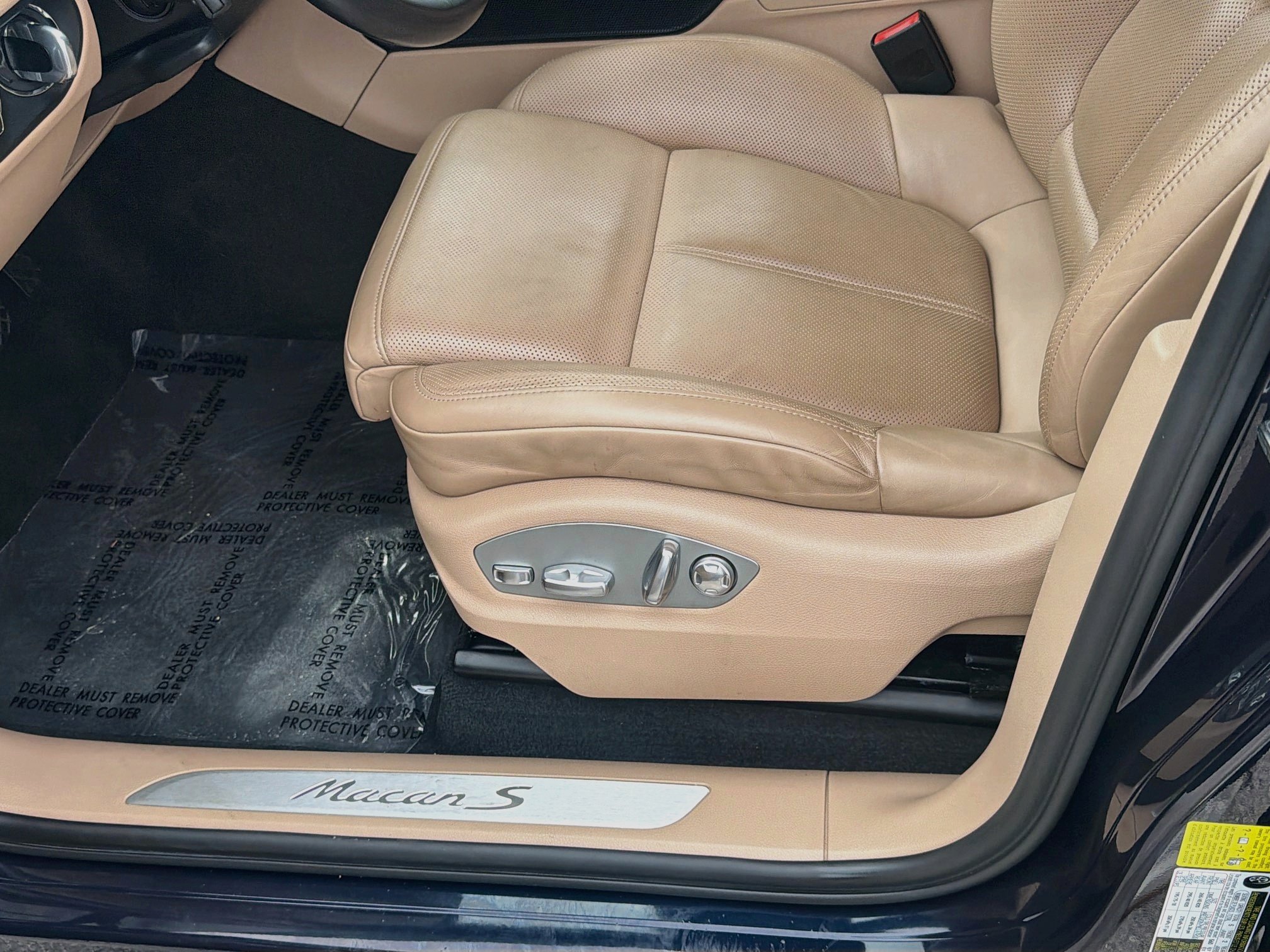 Used 2021 Porsche Macan S AWD/4WD image 18