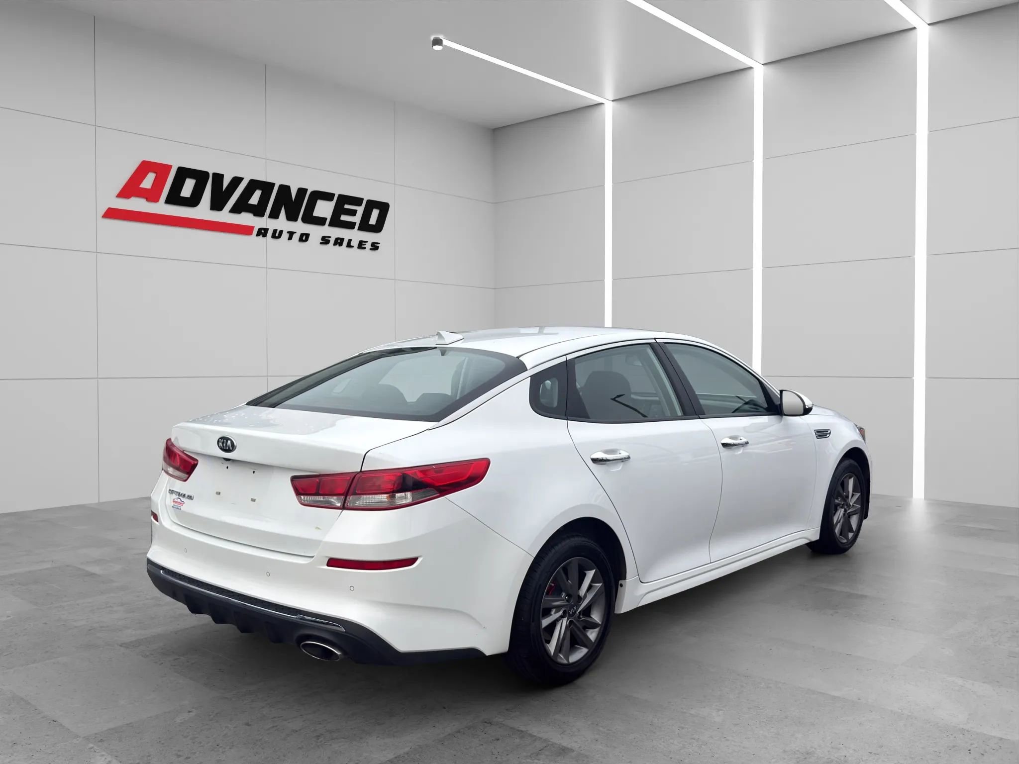 Used 2020 Kia Optima LX FWD image 6
