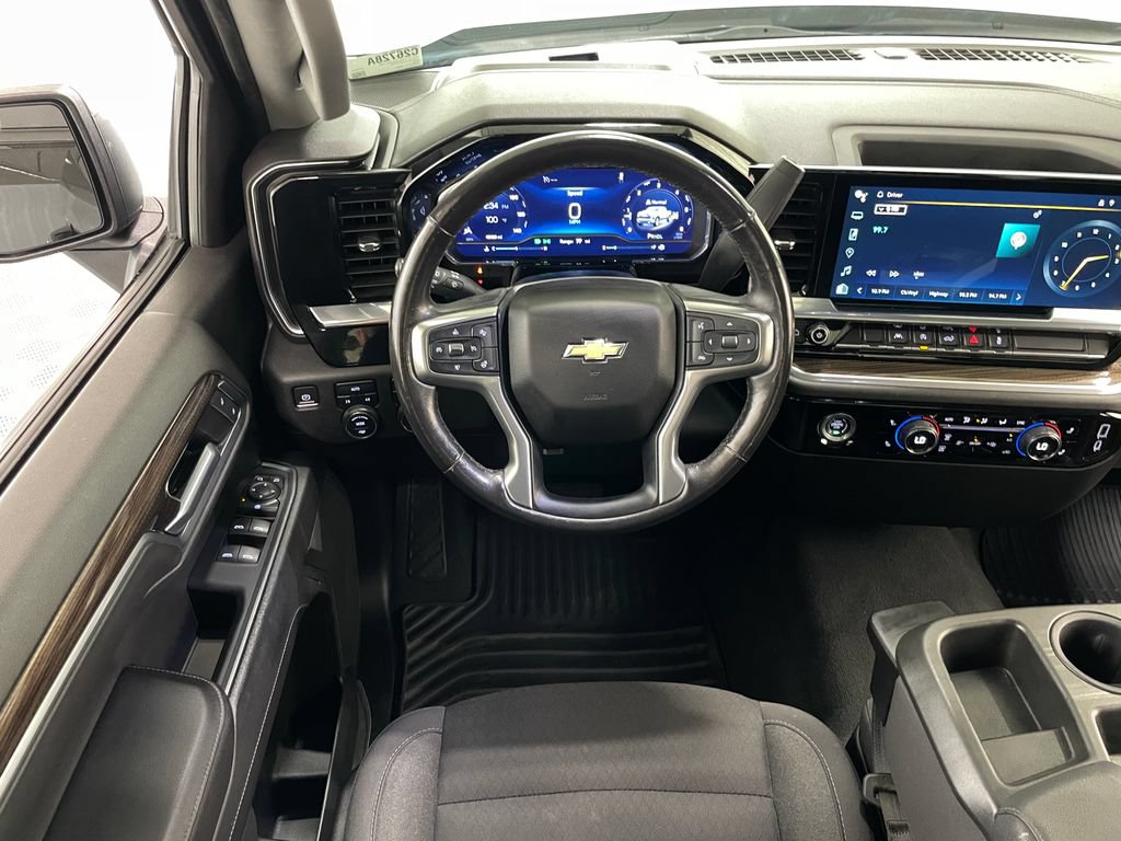 Certified 2022 Chevrolet Silverado 1500 LT AWD/4WD image 19